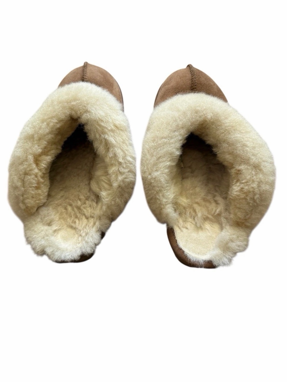 Women's Ugg Slippers Coquette Color:
Chestnut Size US 7, EU 38, UK 5 - Picture 7 of 15